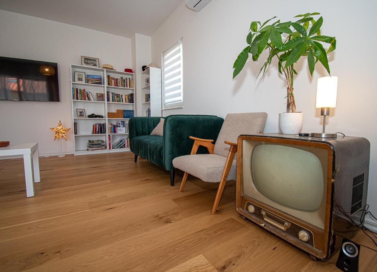 Apartment Nikola Kaštel Novi 외부 사진