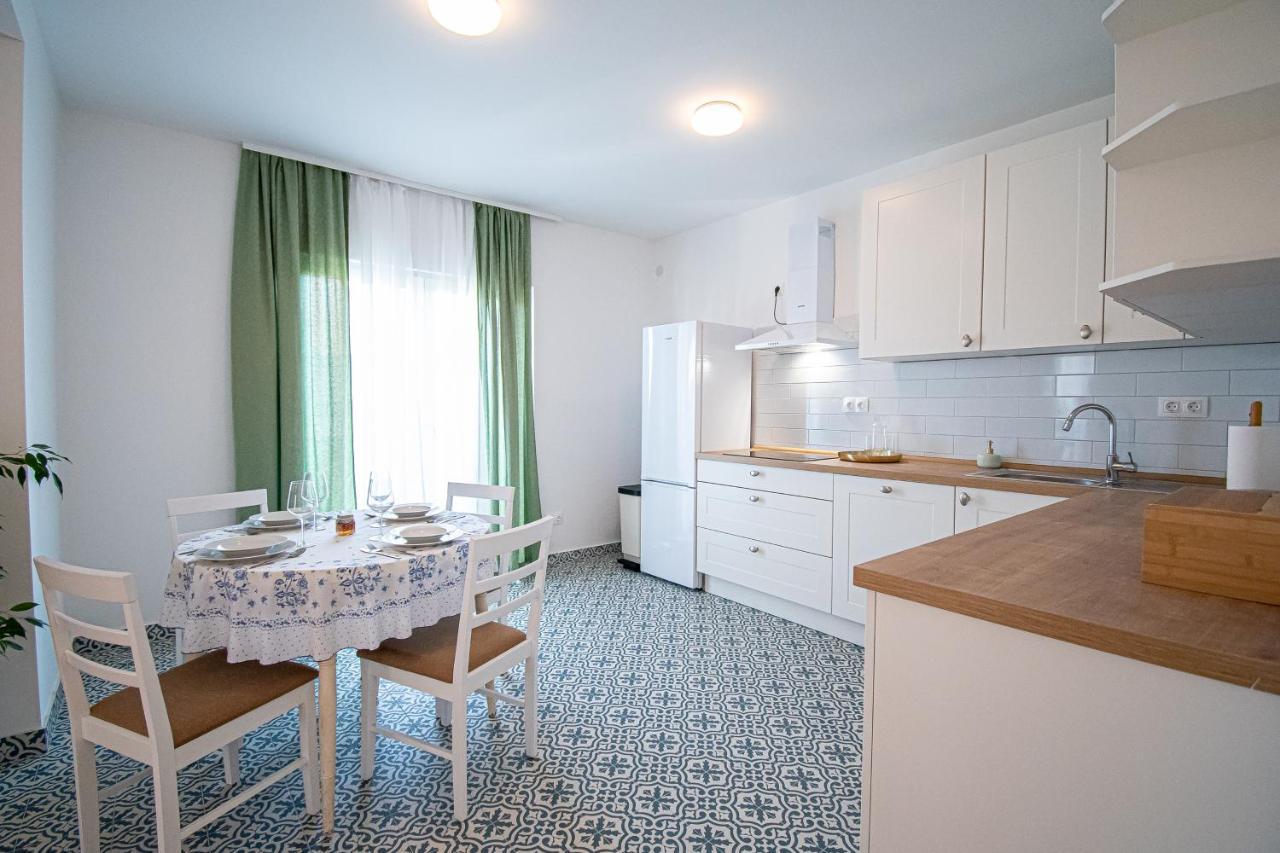 Apartment Nikola Kaštel Novi 외부 사진