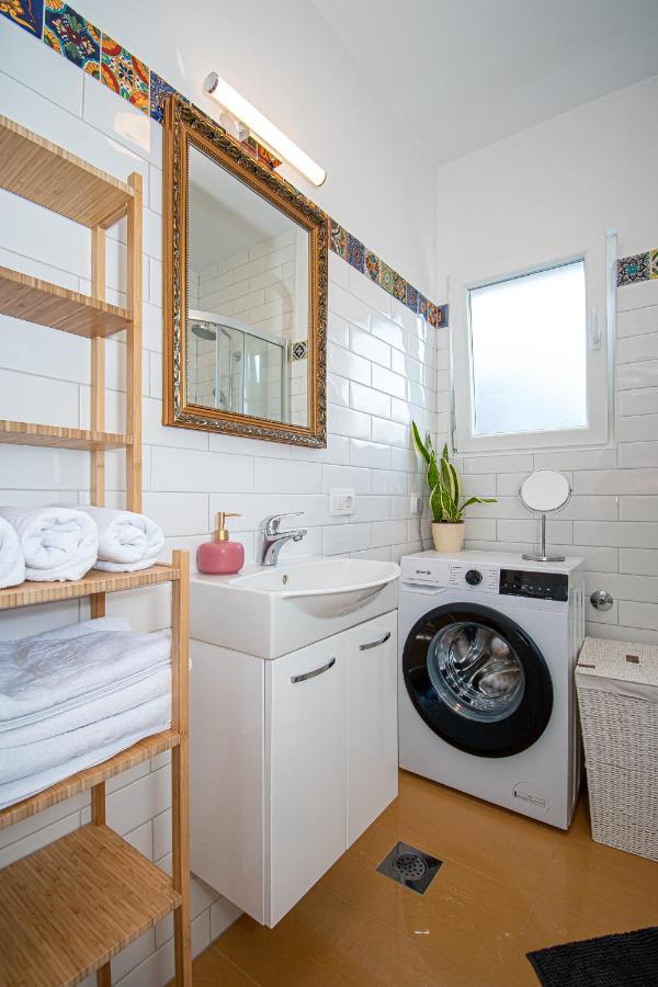 Apartment Nikola Kaštel Novi 외부 사진