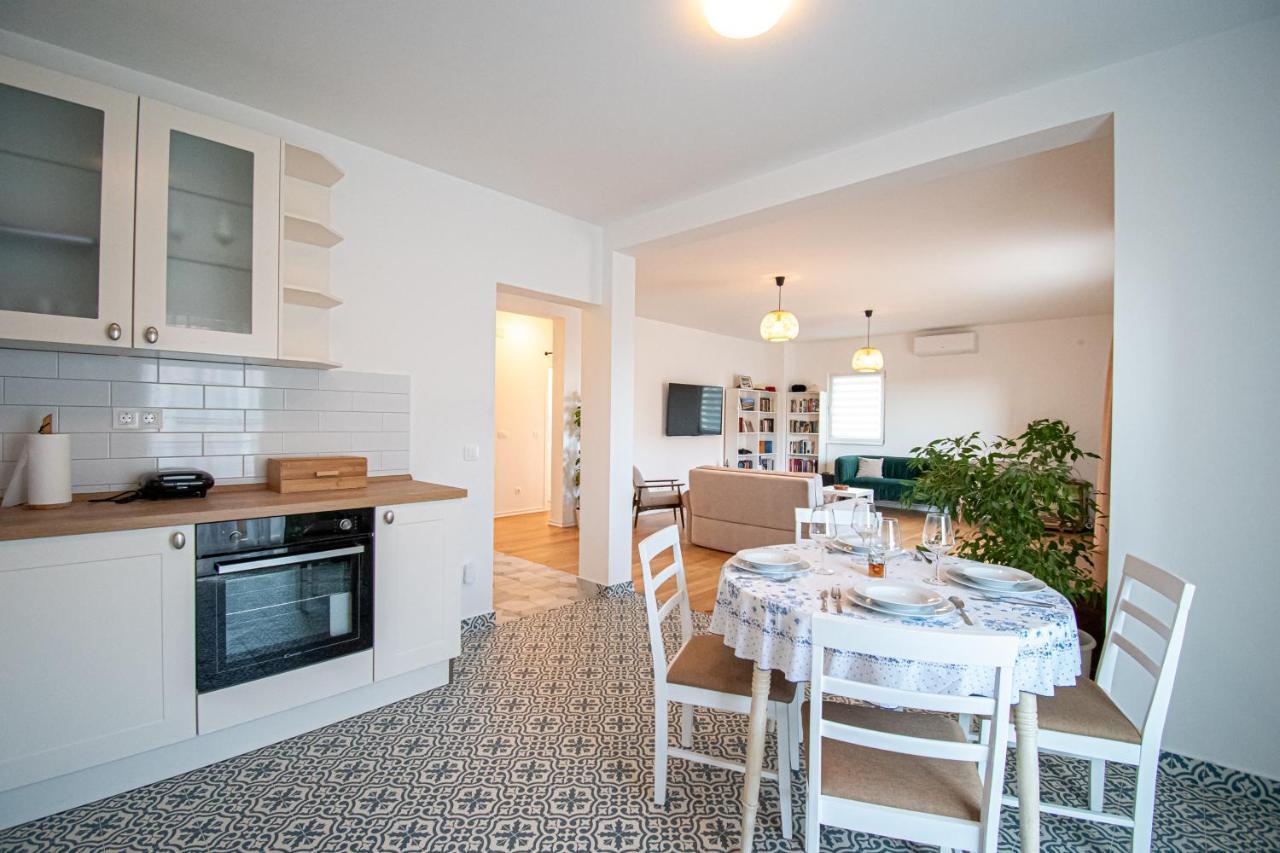 Apartment Nikola Kaštel Novi 외부 사진